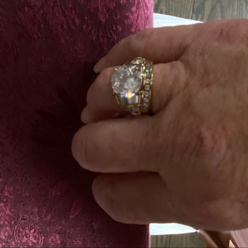 RING - Picture 9 of 12